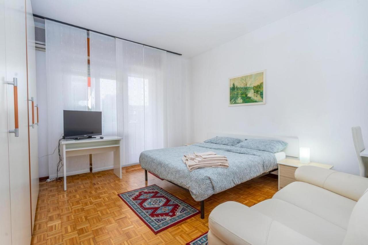 Casa Stanicic Apartment Feletto Umberto Luaran gambar